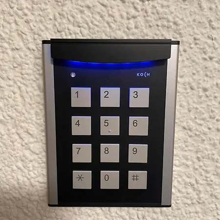 Luxury - Newly Renovated - 4 Guests וורבייה