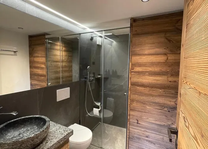דירה Luxury - Newly Renovated - 4 Guests *